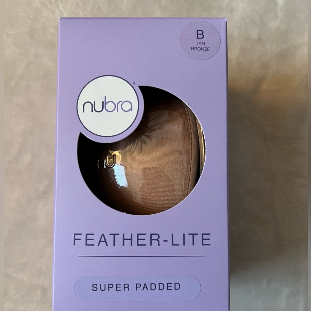 Nubra feather lite super padded. Size B